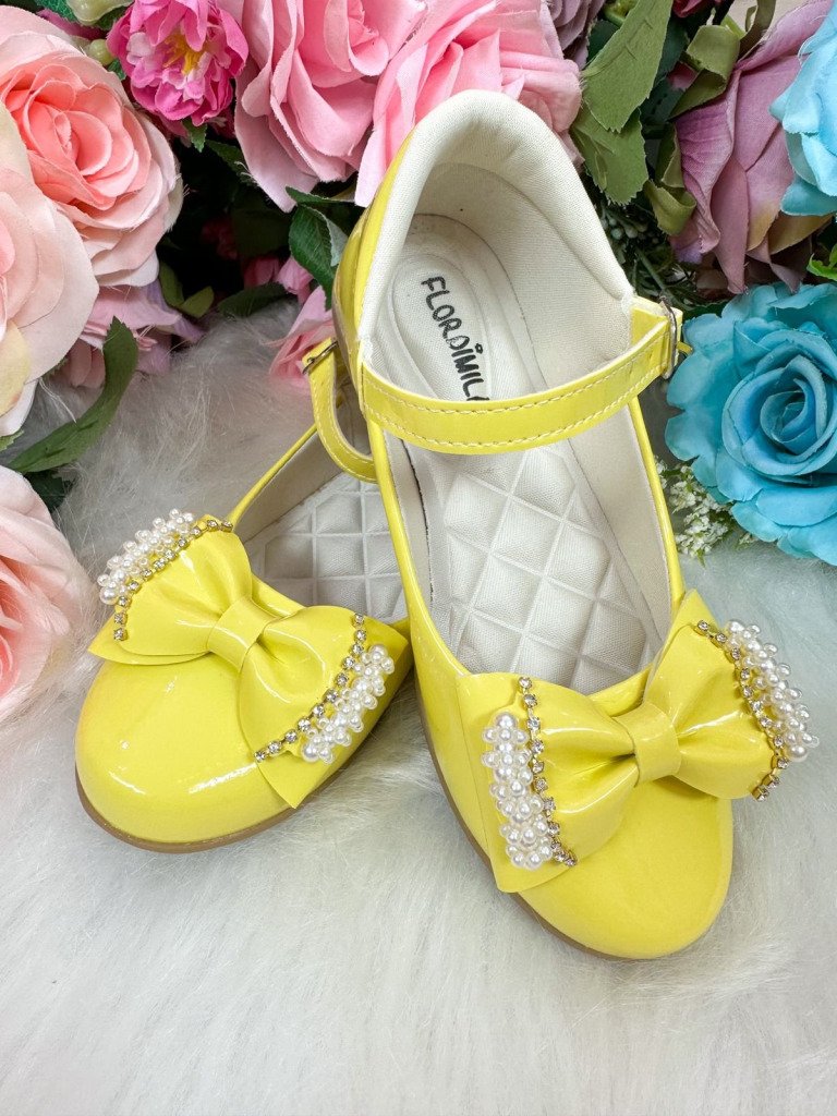 Sapatilha Flor di Mila Amarela Perolas Neide