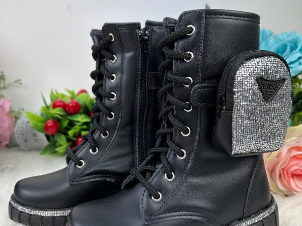 Bota/Coturno Nilqi Malu Bolsinha Cano Alto Preta